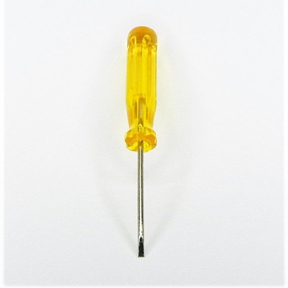 cacciavite - giravite 3 x 1 x 60 punta piana - a taglio manico in materiale antiurto isolato fino a 10.000 volt col. giallo