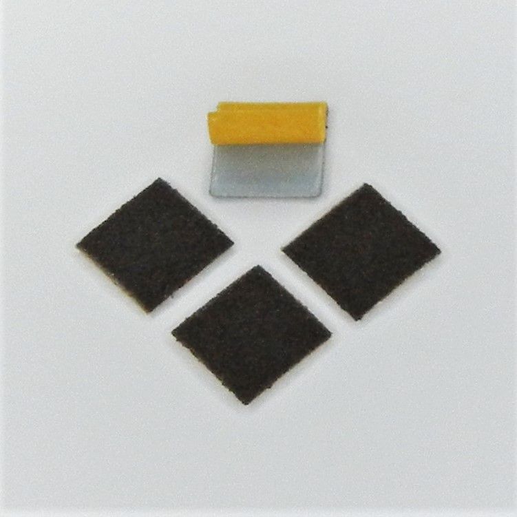 strisce abrasive in tela corindone adesive psa autoadesive mm. 20 x 20 p 80 a