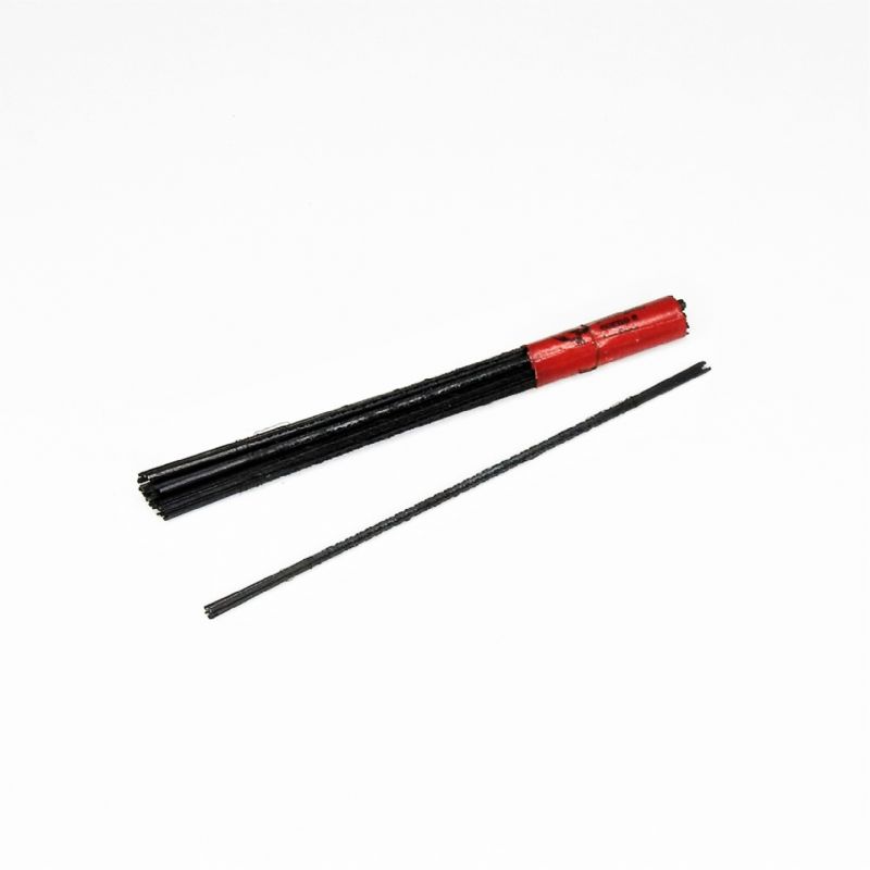 seghette per traforo n°5 Struzzo Rosso spaziate lunghezza mm. 130 (1 confezione di 144 pz. tot.).
