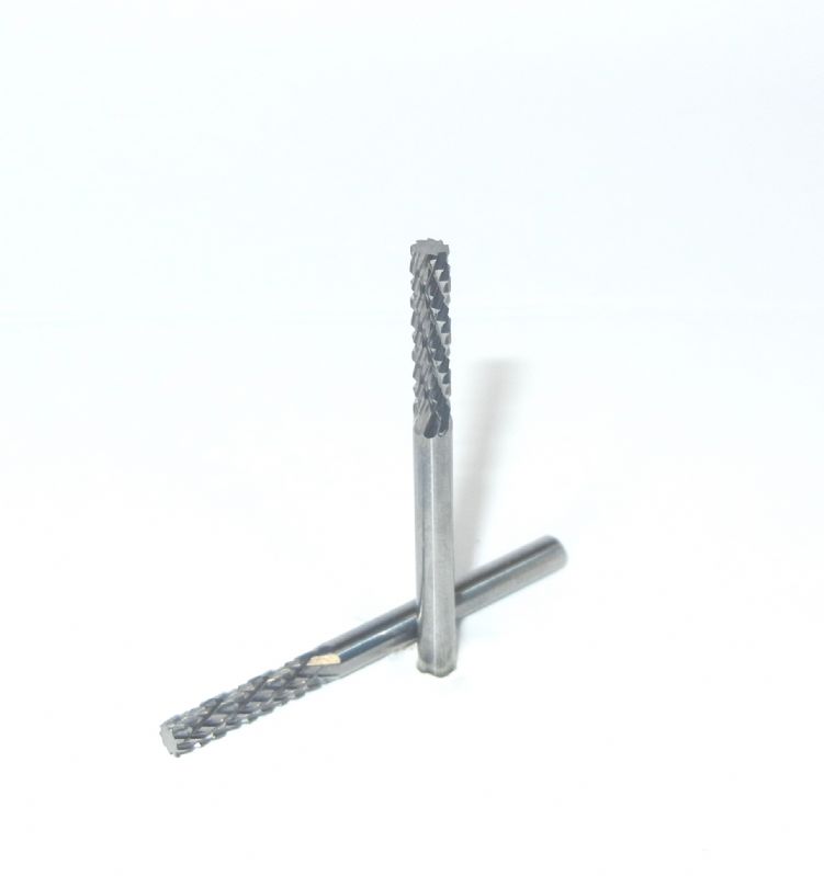 fresa metallo duro integrale cilindro testa piana Ø mm. 3 x 14 x 38 perno 3 taglio E 6