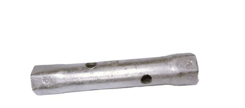 chiave a tubo doppia misura  in acciaio temperato e nichelato 18x20 con foro di manovra del Ø 9,3