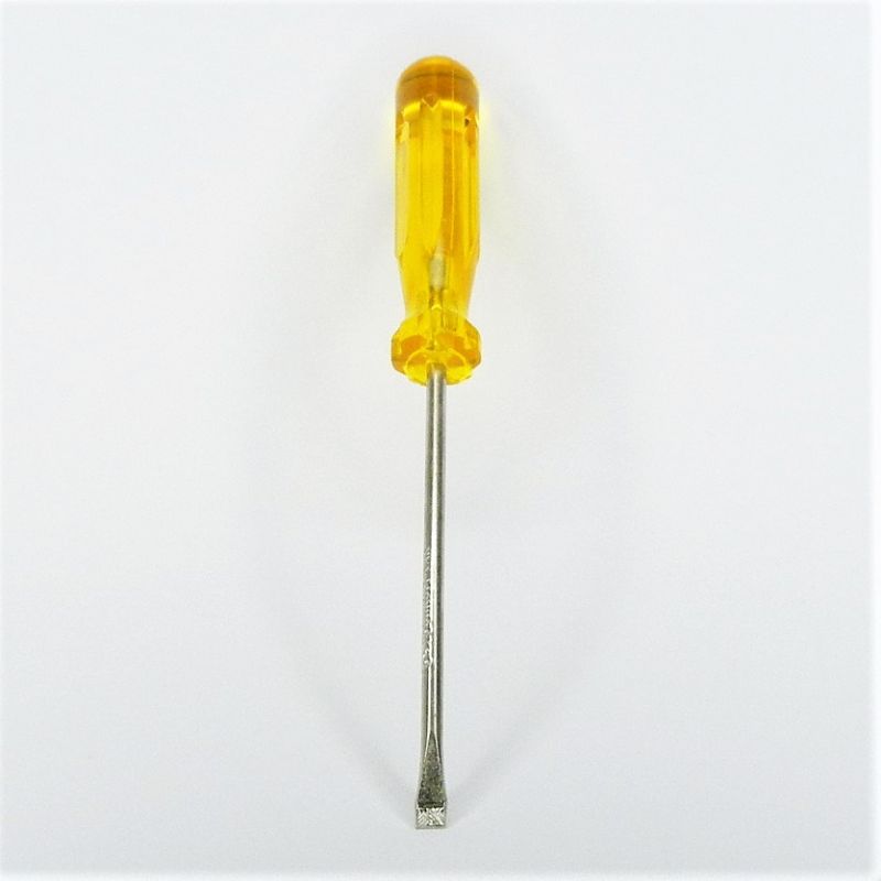 cacciavite - giravite 5 x 1 x 100 punta piana - a taglio manico in materiale antiurto isolato fino a 10.000 volt col. giallo